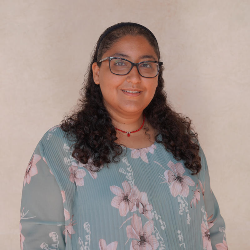 Portrait picture of Nahla Mansour