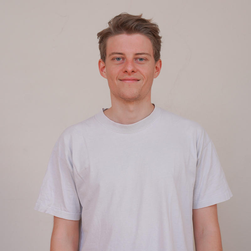 Portrait picture of Raffael Kind