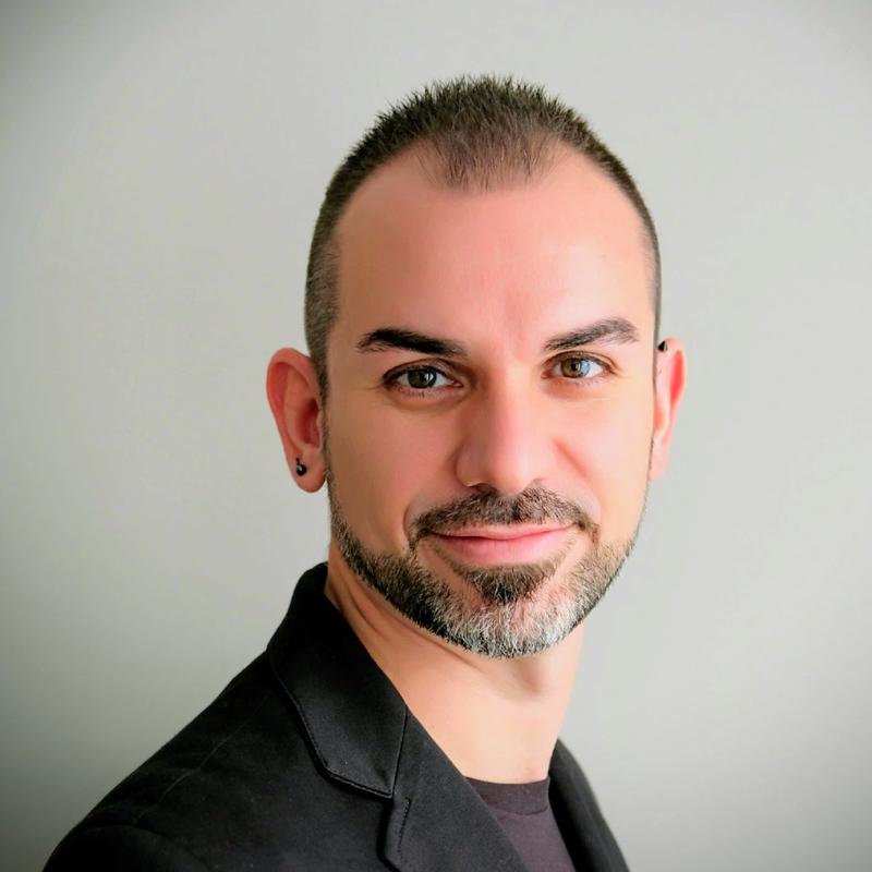 Portrait picture of Simone Sacchi