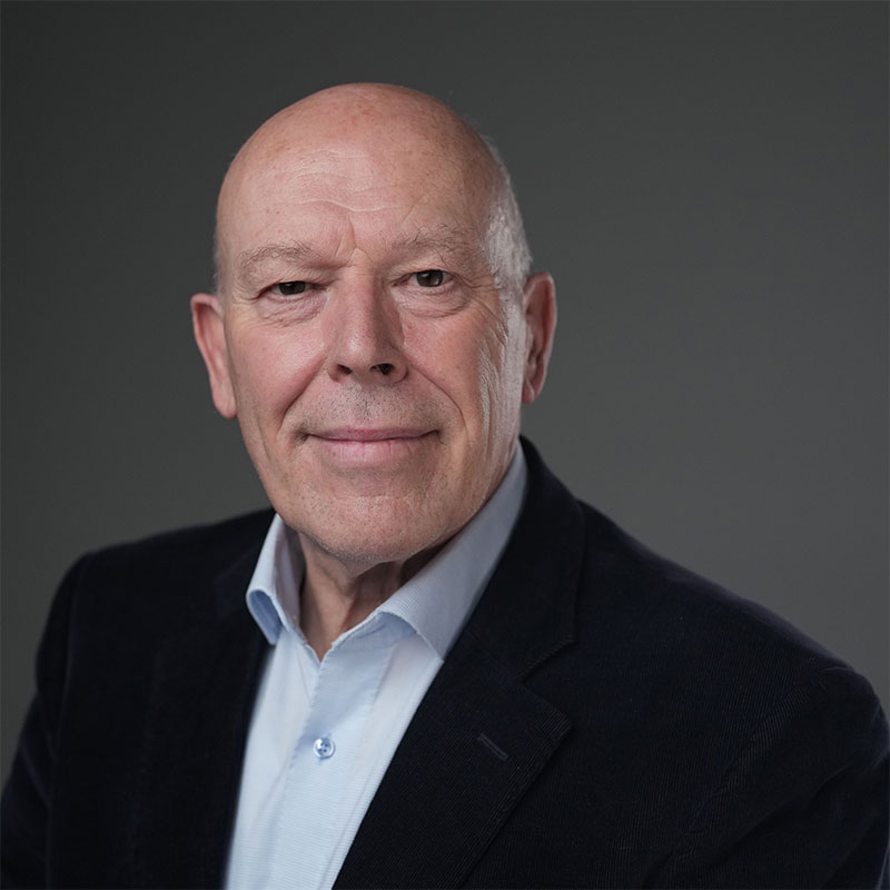 Portrait picture of Jos Delbeke