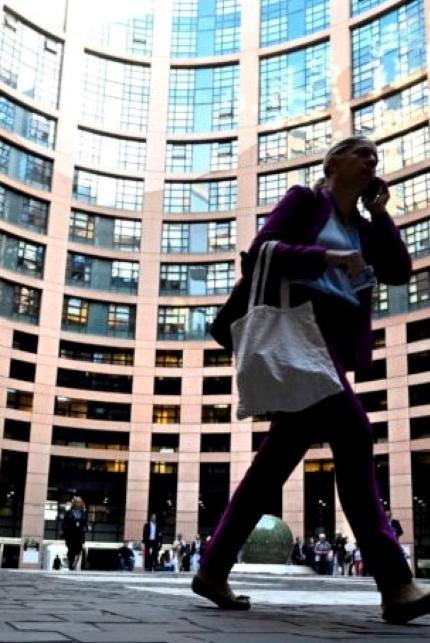 Book cover for: A sharp right turn: A forecast for the 2024 European Parliament elections