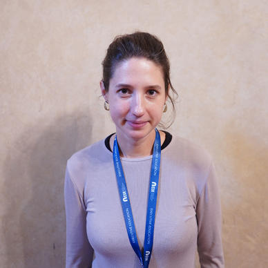 Portrait picture of Ewa Kozik