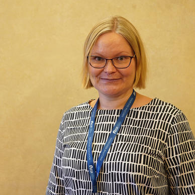 Portrait picture of Kaisa Tiusanen