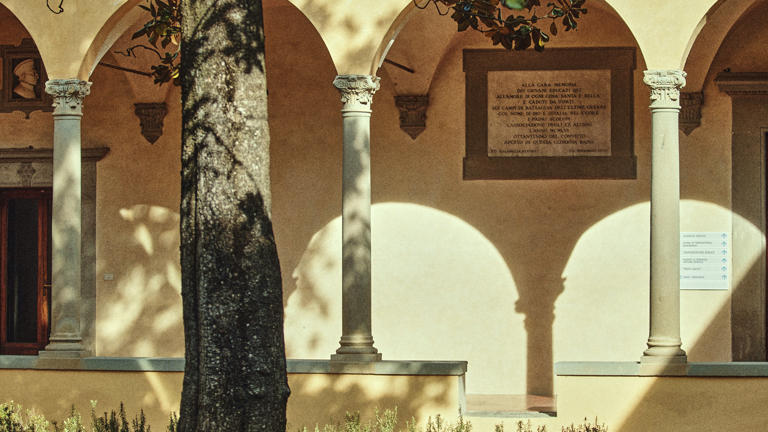 Badia cloister view