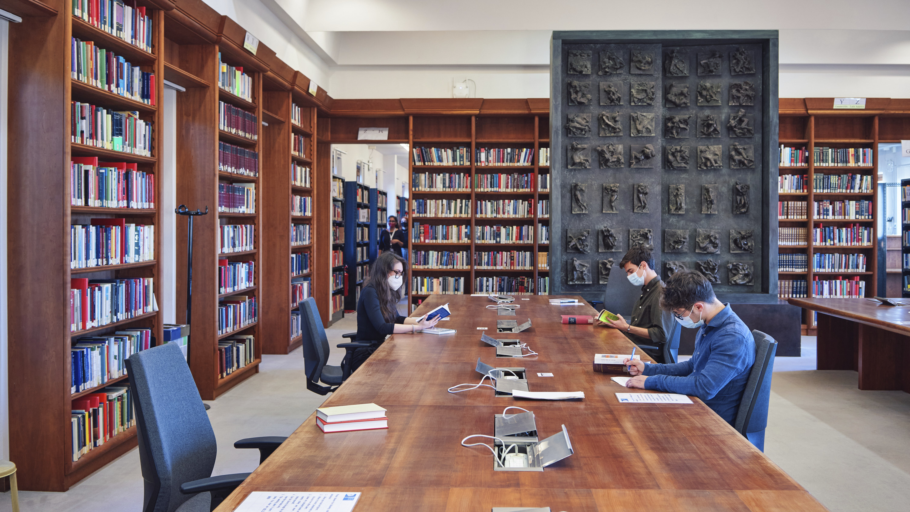 academic research library