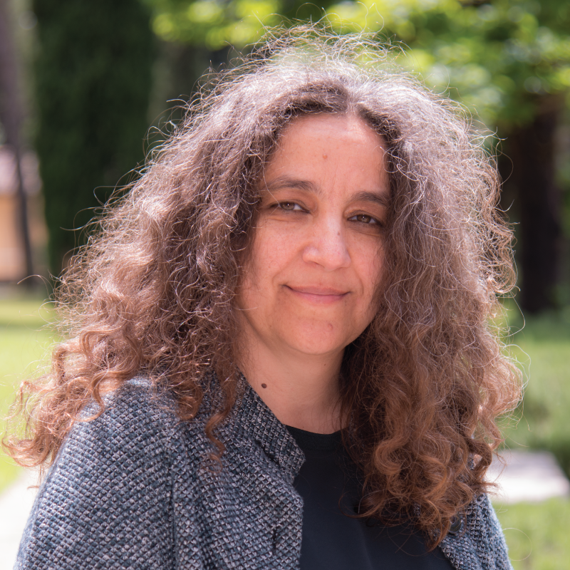 Portrait picture of Júlia Serrano