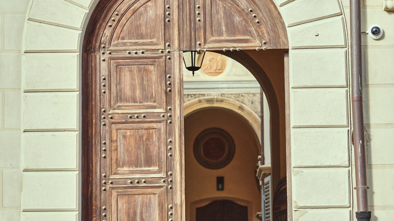 Villa Salviati entry door