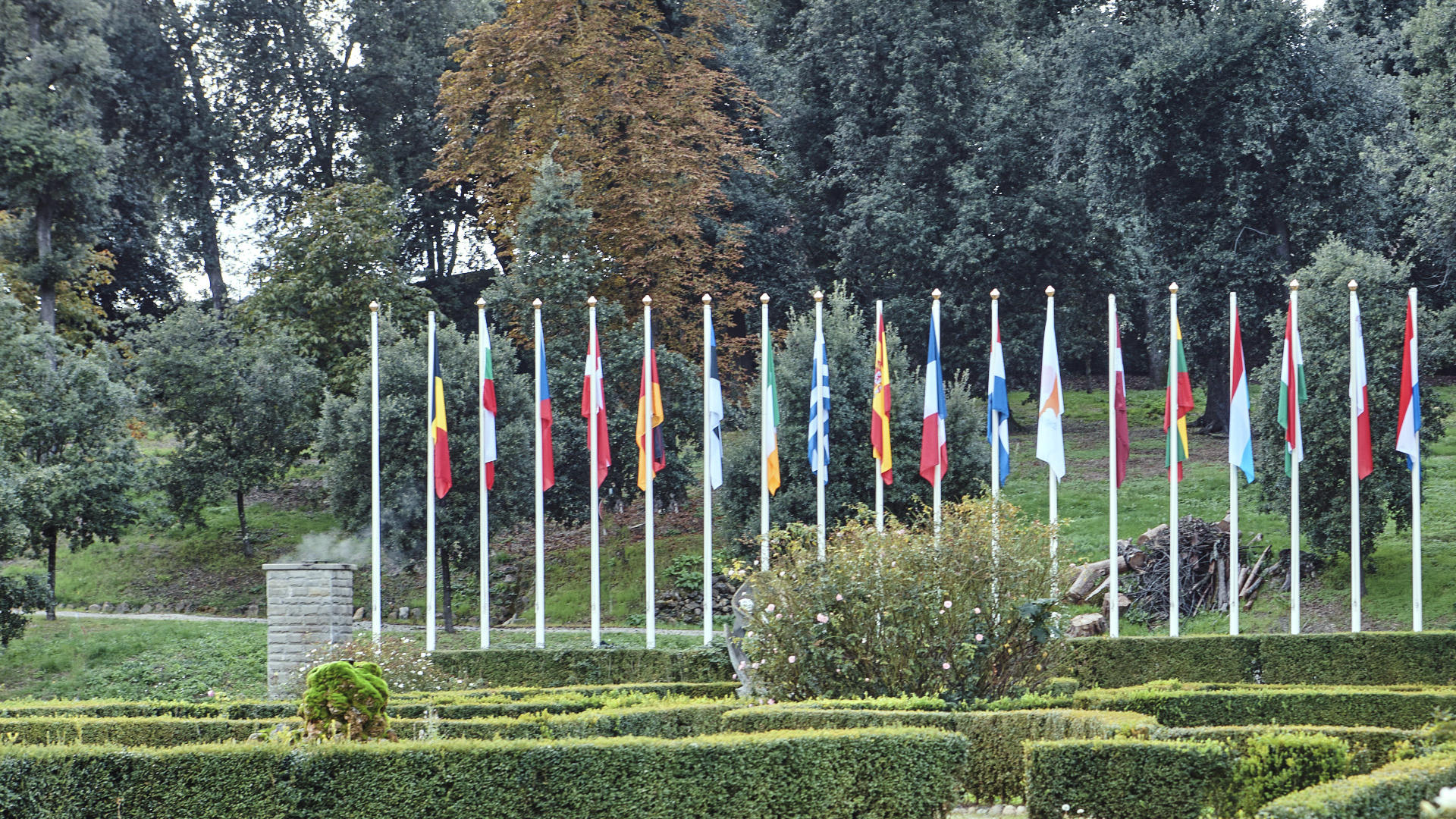 Villa Salviati garden flags