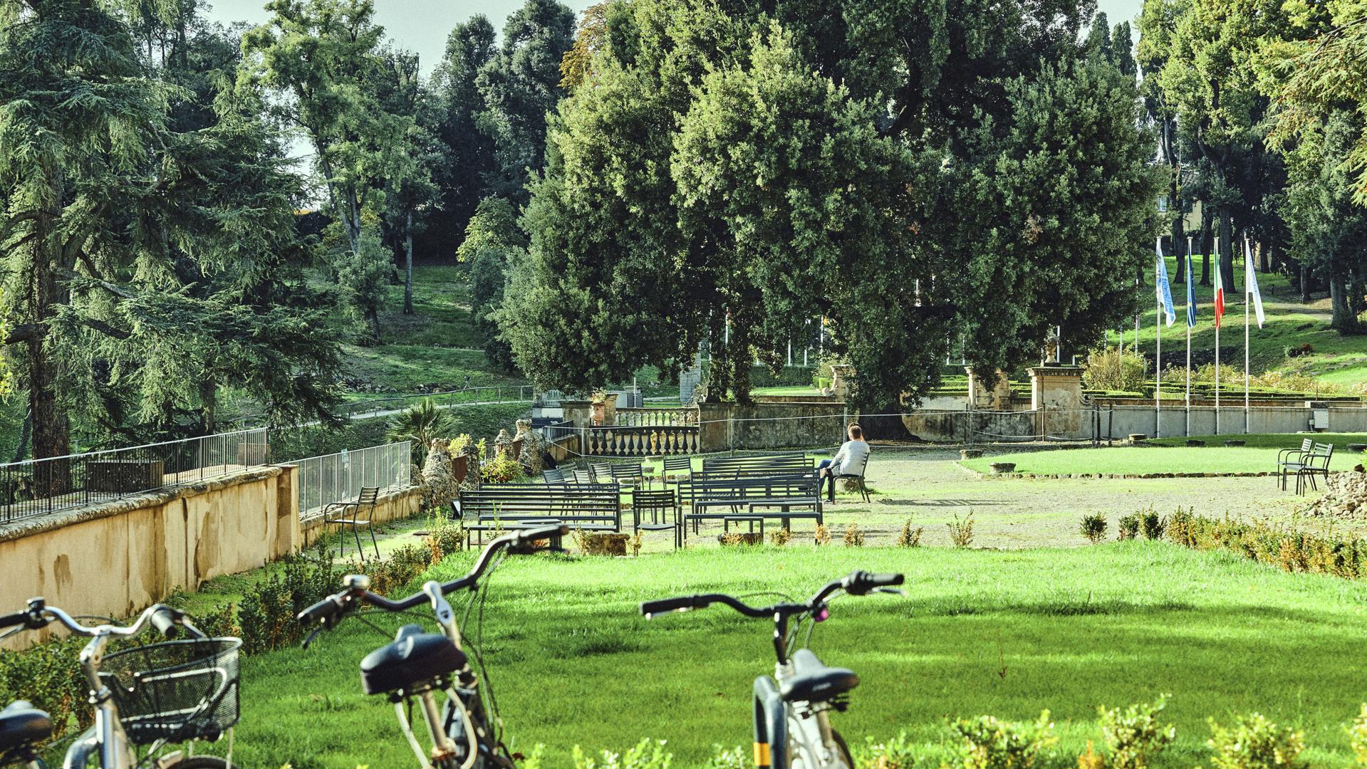 Villa Salviati garden with bikes