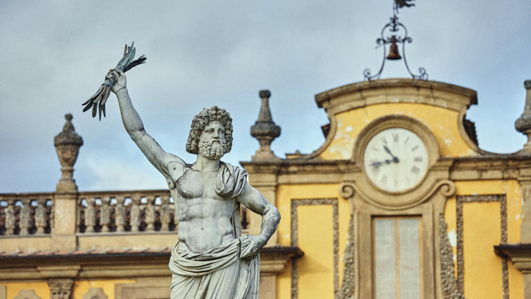 Villa Salviati zeus statue