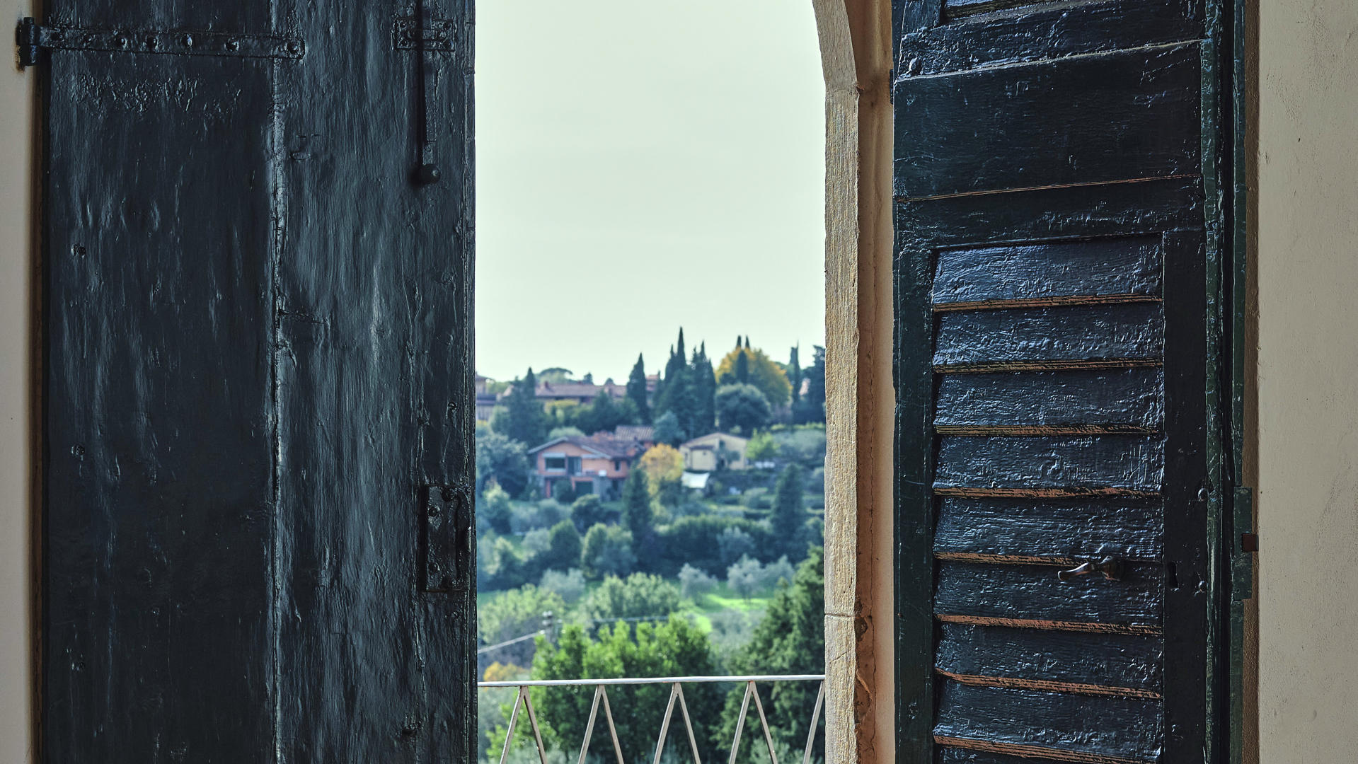 Villa la fonte view of hills from opened door