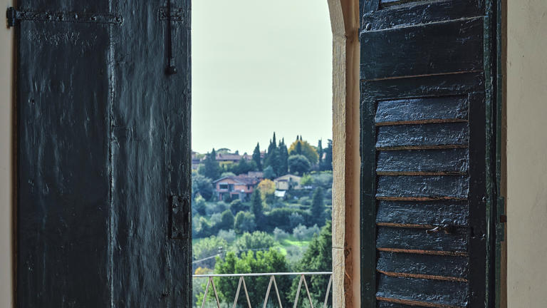 Villa la fonte view of hills from opened door