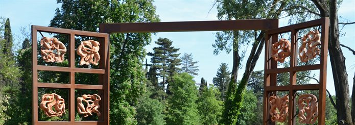 Sculpture in the garden of Villa Salviati