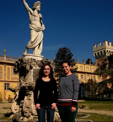 Manon Le Guennec and Nora Martín