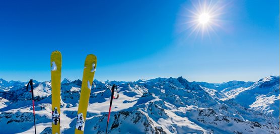 Skiing-Cropped-556x267